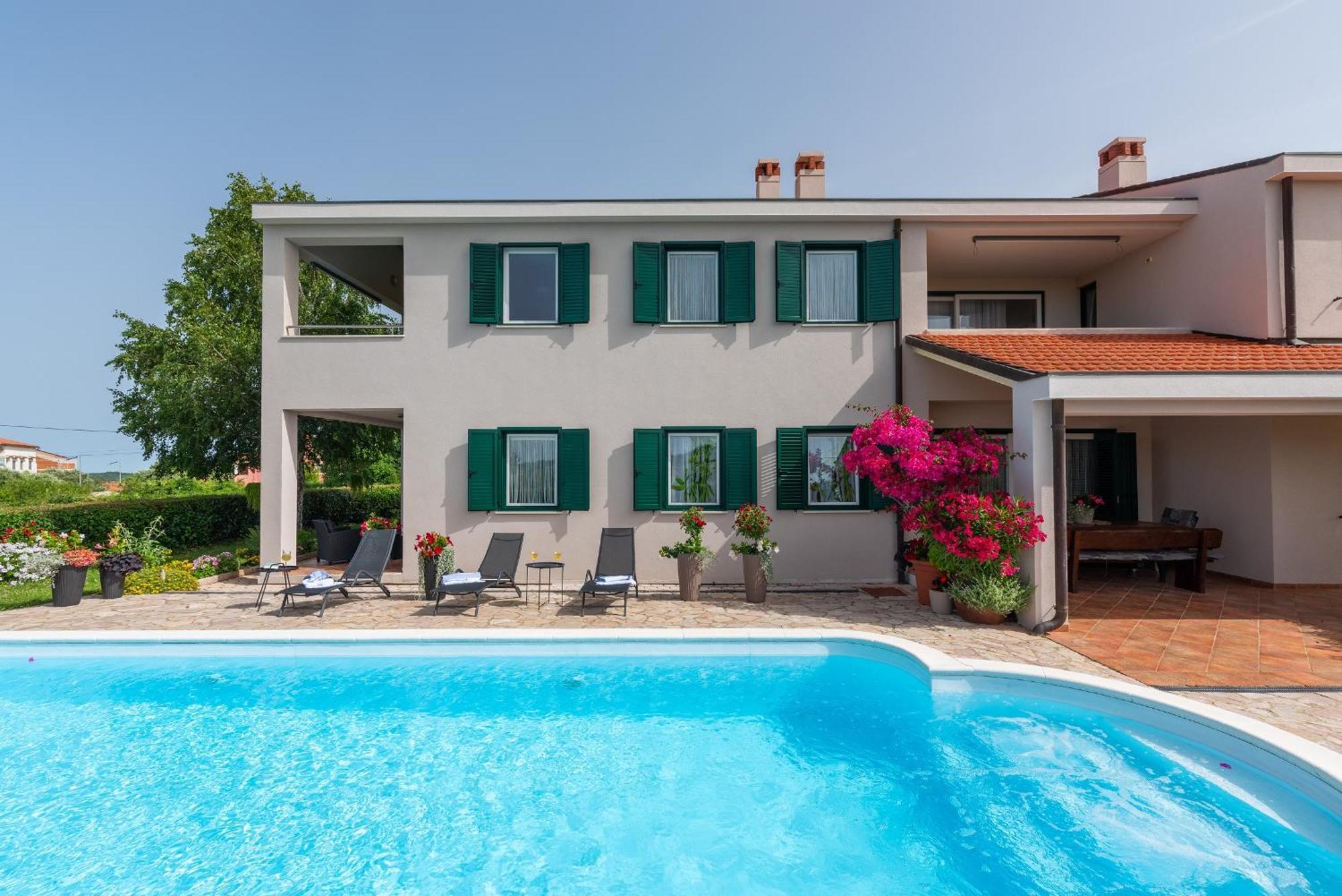 Villa Mare روفينج المظهر الخارجي الصورة