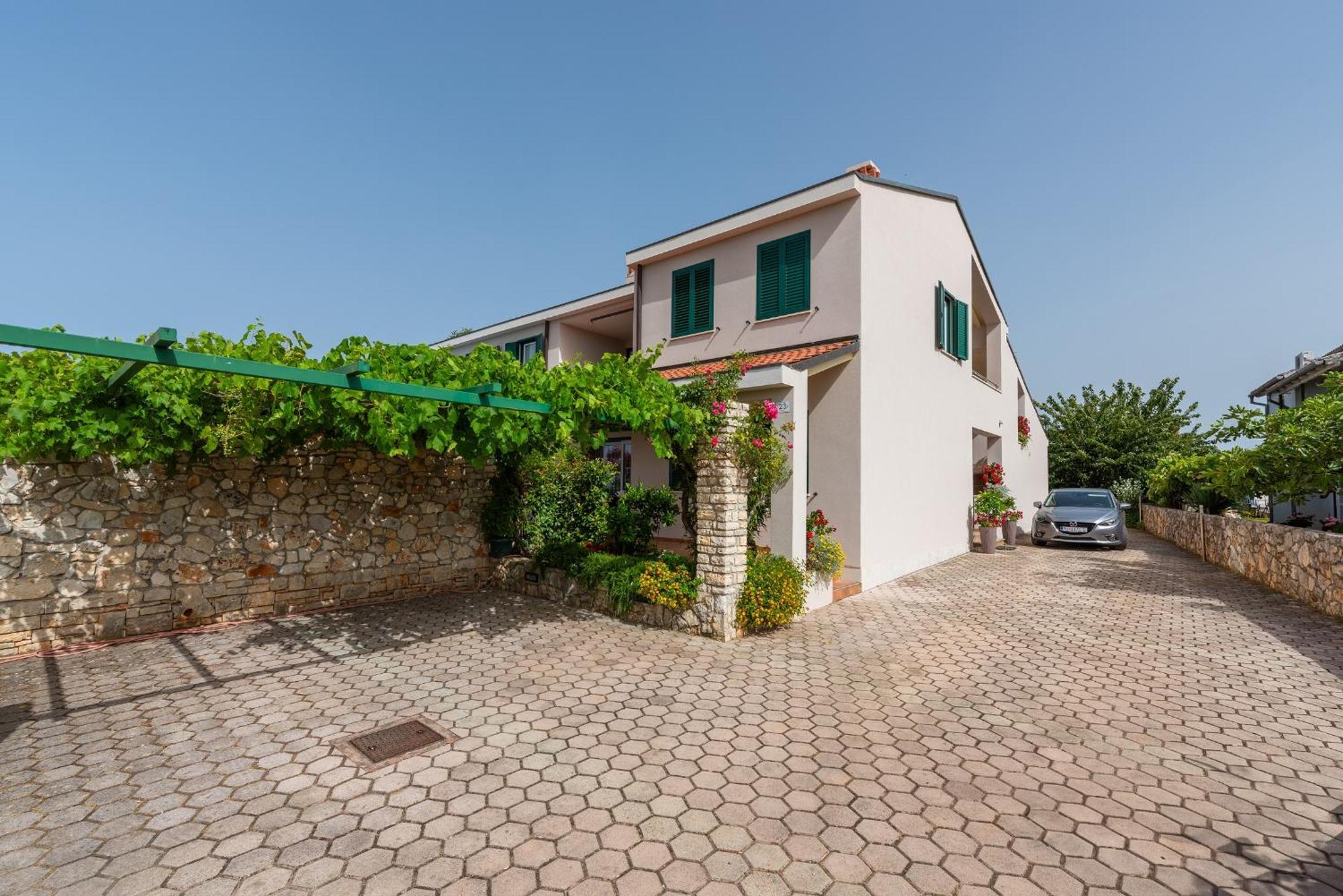 Villa Mare روفينج المظهر الخارجي الصورة